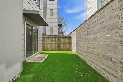 4704 Crawford Street, Houston, TX 77004 - Photo 4