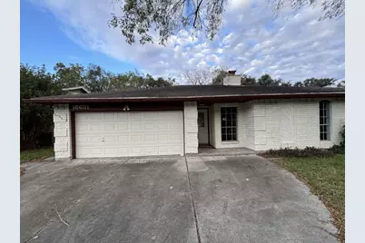 16631 Blackhawk Boulevard, Friendswood, TX 77546 - Photo 10