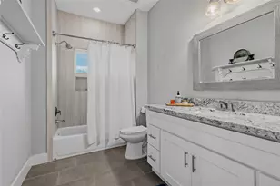 704 Vincent St, Houston, TX 77009 - Photo 26