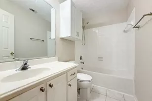 11 Auburn Path Dr, The Woodlands, TX 77382 - Photo 24