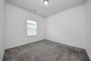 14915 Hidalgo Valley Ln, Houston, TX 77090 - Photo 16