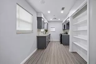 9315 Glen Shadow Dr, Houston, TX 77088 - Photo 6