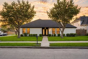 2275 Woodland Springs St, Houston, TX 77077 - Photo 32