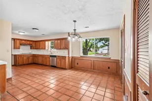 2275 Woodland Springs St, Houston, TX 77077 - Photo 8