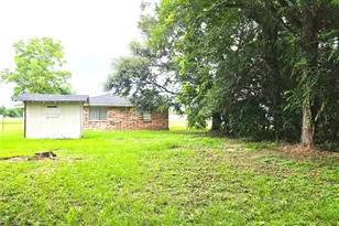 107 Cypress St, Trinity, TX 75862 - Photo 8