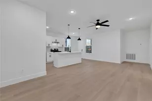 2613 Delafield St, Houston, TX 77023 - Photo 10