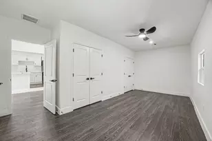 911 Wynnwood Ln, Houston, TX 77008 - Photo 18