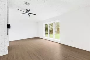 8302 Country Wind Ln, Houston, TX 77040 - Photo 6