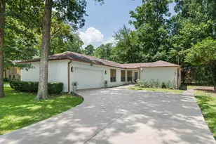 167 N Thunderbird Dr, Conroe, TX 77304 - Photo 2