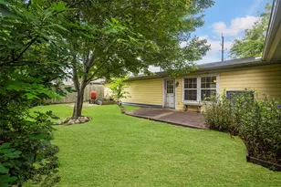 127 Marlin Ave, Galveston, TX 77550 - Photo 1