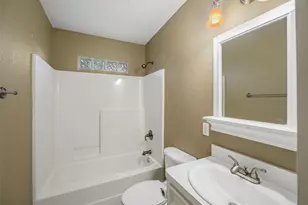 127 Marlin Ave, Galveston, TX 77550 - Photo 16