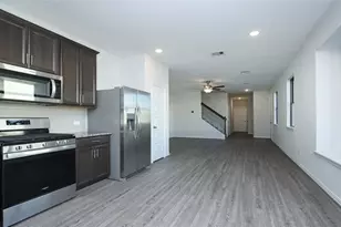 7124 Elgin St, Pearland, TX 77584 - Photo 4