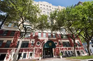 1700 Main St, Houston, TX 77002 - Photo 10