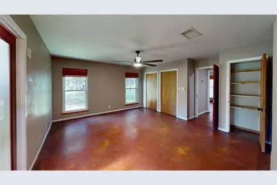 5610 County Road 823, West Columbia, TX 77486 - Photo 14