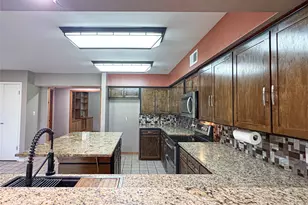 5610 County Rd 823, West Columbia, TX 77486 - Photo 6