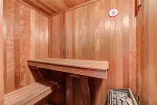 6006 Ogden Forest Dr, Houston, TX 77088 - Photo 10