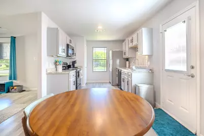 3401 3rd Street, Bay City, TX 77414 - Photo 18