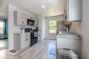 3401 3rd St, Bay City, TX 77414 - Photo 16