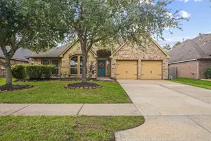 2816 Leafwood Ln, Pearland, TX 77584 - Photo 2