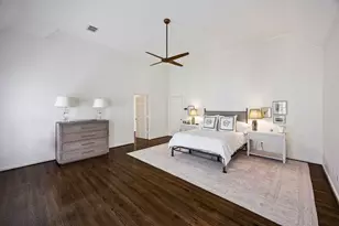 240 S Post Oak Ln, Houston, TX 77056 - Photo 28