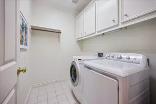 240 S Post Oak Ln, Houston, TX 77056 - Photo 30