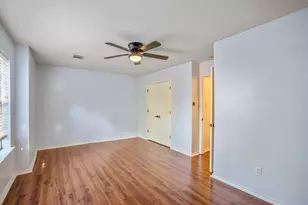55 N Walden Elms Cir, The Woodlands, TX 77382 - Photo 28