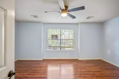 55 N Walden Elms Circle, The Woodlands, TX 77382 - Photo 28