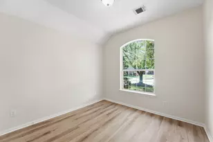 1279 Ocean Manor Ln, League City, TX 77573 - Photo 10