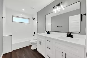 8029 Ritz St, Houston, TX 77028 - Photo 26