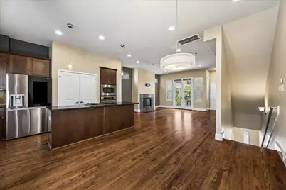 405 Jackson Hill Street, Houston, TX 77007 - Photo 4
