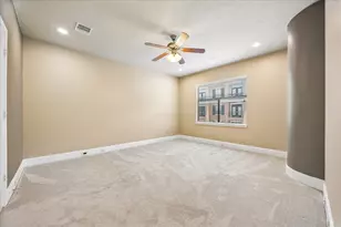 405 Jackson Hill St, Houston, TX 77007 - Photo 10