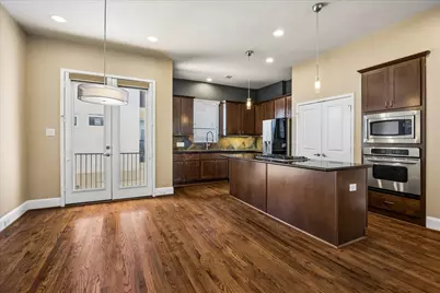 405 Jackson Hill Street, Houston, TX 77007 - Photo 4