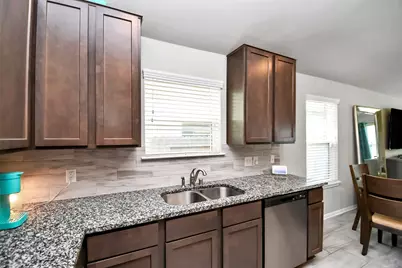 14506 Tundra Swan Drive, Houston, TX 77049 - Photo 12