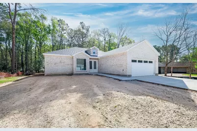 1049 Broadmoor Drive, Huntsville, TX 77340 - Photo 1