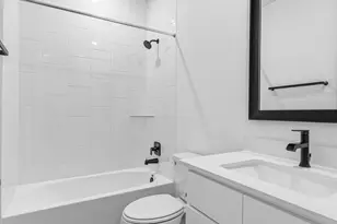 2903 Core Mdws Dr, Texas City, TX 77510 - Photo 10