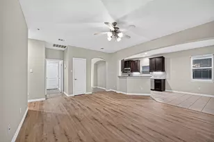 10015 Chase Ct, Baytown, TX 77521 - Photo 24