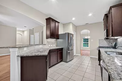 10015 Chase Court, Baytown, TX 77521 - Photo 18