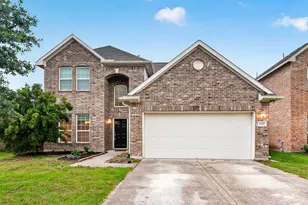 10015 Chase Ct, Baytown, TX 77521 - Photo 1