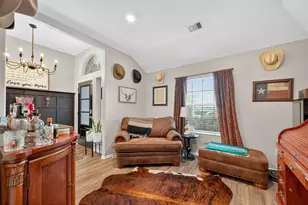 4606 Gonzales Ct, Baytown, TX 77521 - Photo 4