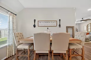 4606 Gonzales Ct, Baytown, TX 77521 - Photo 8