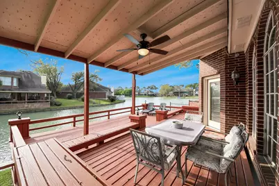 1251 Misty Lake Court, Sugar Land, TX 77498 - Photo 6