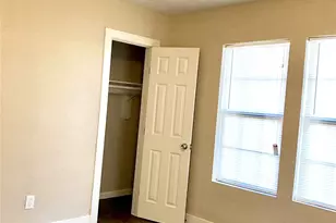 1704 Sam Wilson St, Houston, TX 77020 - Photo 6