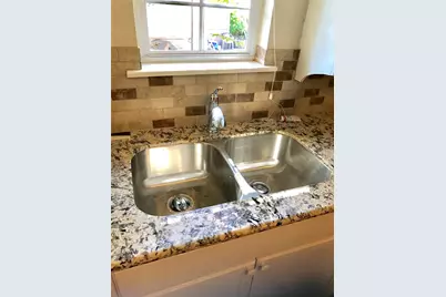 1704 Sam Wilson Street #7, Houston, TX 77020 - Photo 8