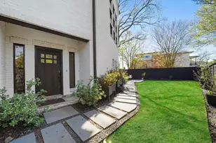 1231 Jackson Blvd, Houston, TX 77006 - Photo 2