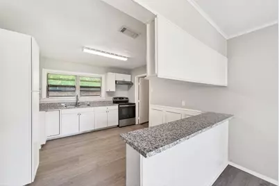 6718 Crosswell Street, Houston, TX 77087 - Photo 8