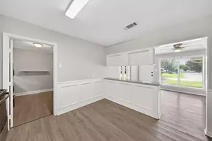 6718 Crosswell St, Houston, TX 77087 - Photo 12