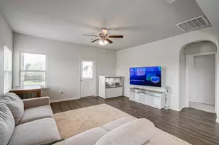 10535 Amador Peak Dr, Rosharon, TX 77583 - Photo 4