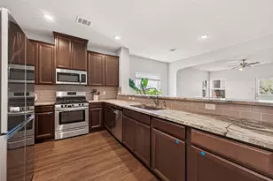 10535 Amador Peak Dr, Rosharon, TX 77583 - Photo 6