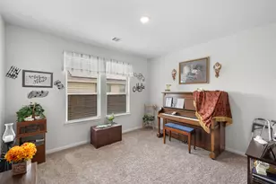 303 Morning Dove Trl, Sealy, TX 77474 - Photo 14