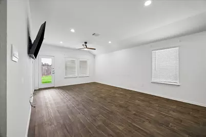 16691 Lonely Pines Drive, Conroe, TX 77302 - Photo 2
